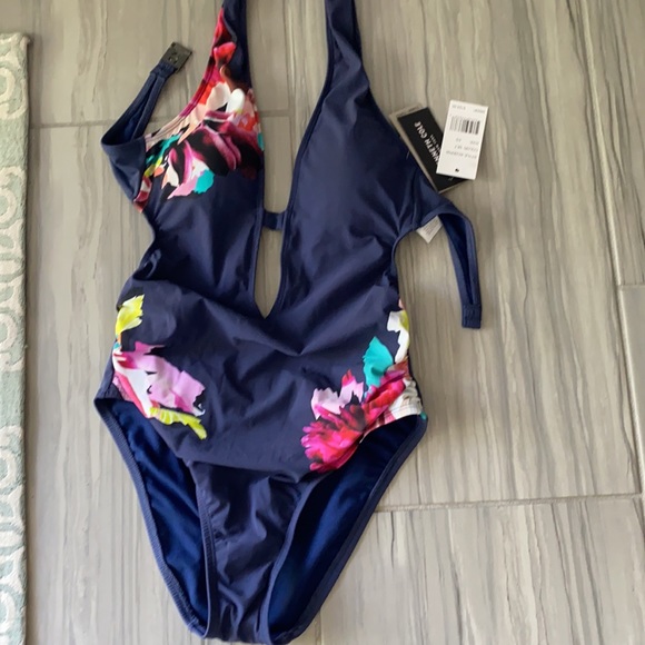 Kenneth Cole xs - Picture 3 of 4